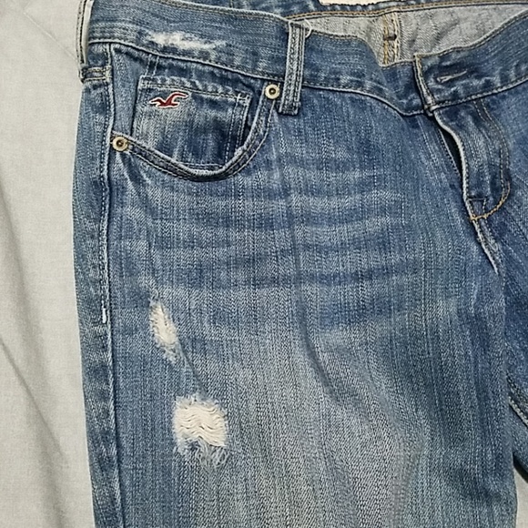 Distressed Jeans - Picture 3 of 5
